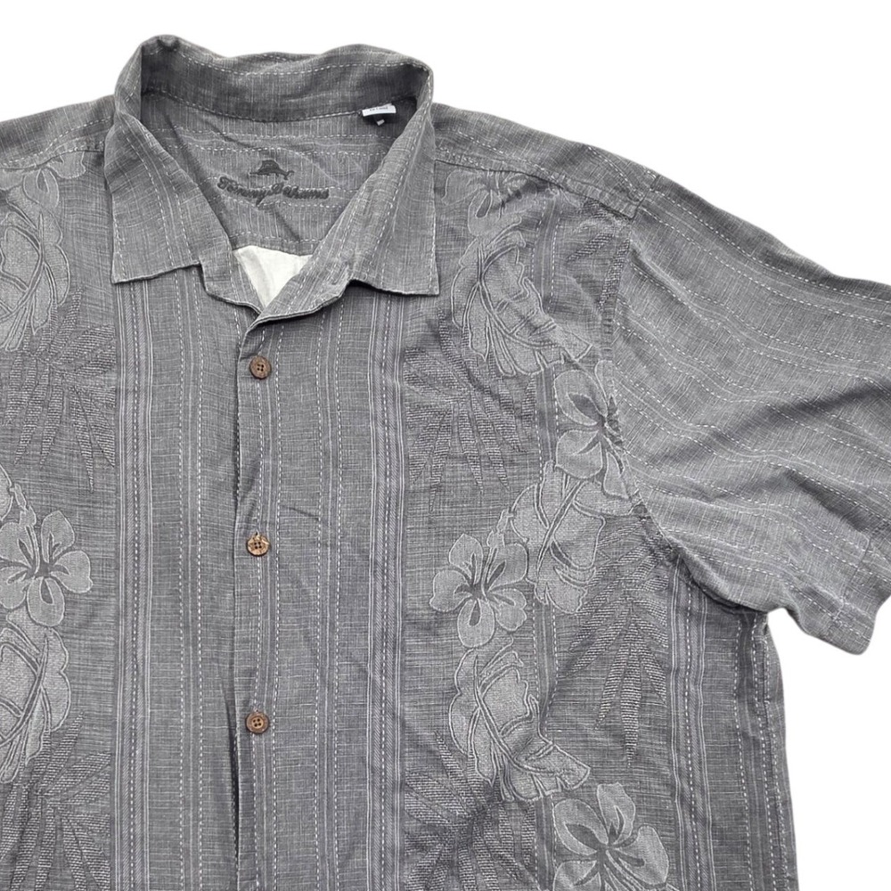 Tommy Bahama Bali Border Silk SS Camp Shirt Mens XXL Gray Floral Embroidered